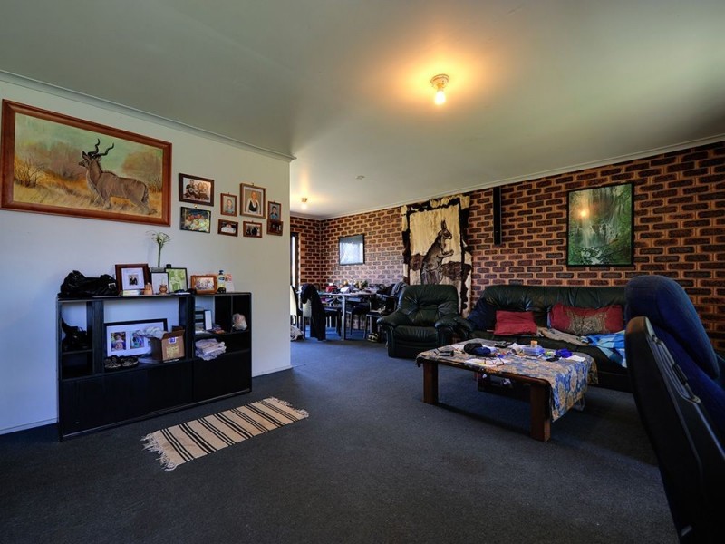 36 Bywater Street, Hillcrest QLD 4118