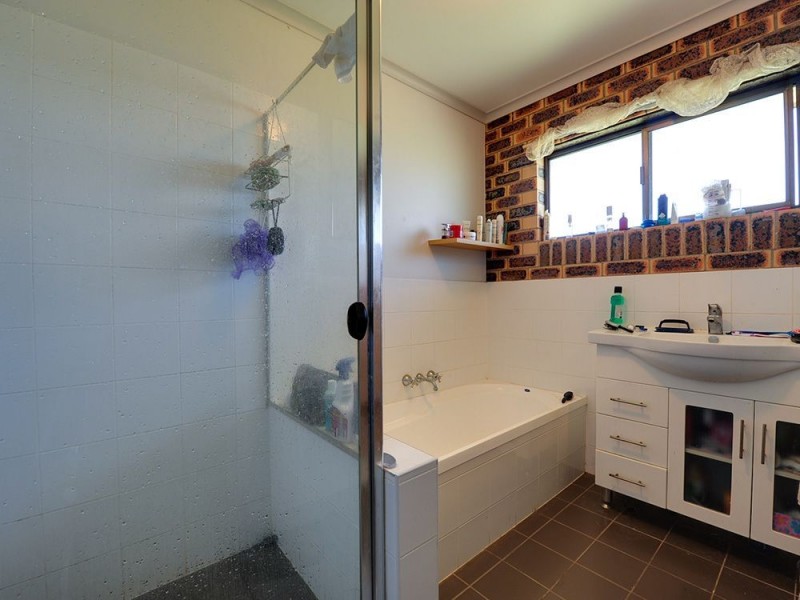 36 Bywater Street, Hillcrest QLD 4118