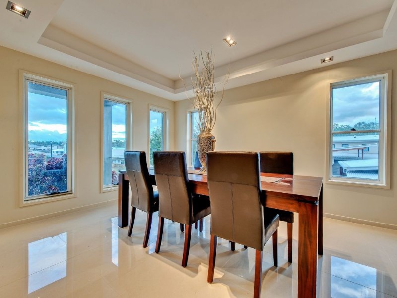 26 Lakeview Place, Springfield Lakes QLD 4300