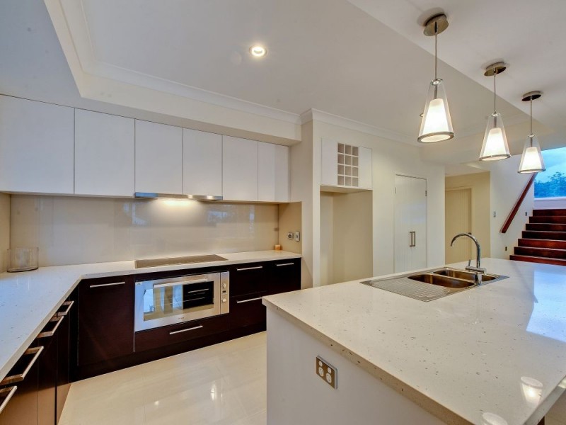 26 Lakeview Place, Springfield Lakes QLD 4300