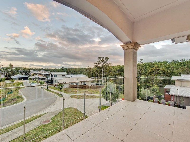 26 Lakeview Place, Springfield Lakes QLD 4300
