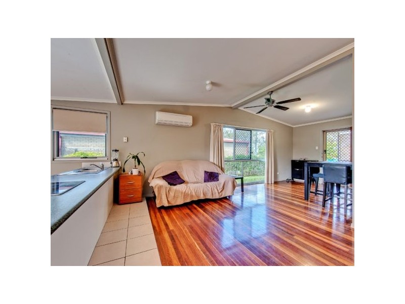 143 Smith Road, Woodridge QLD 4114