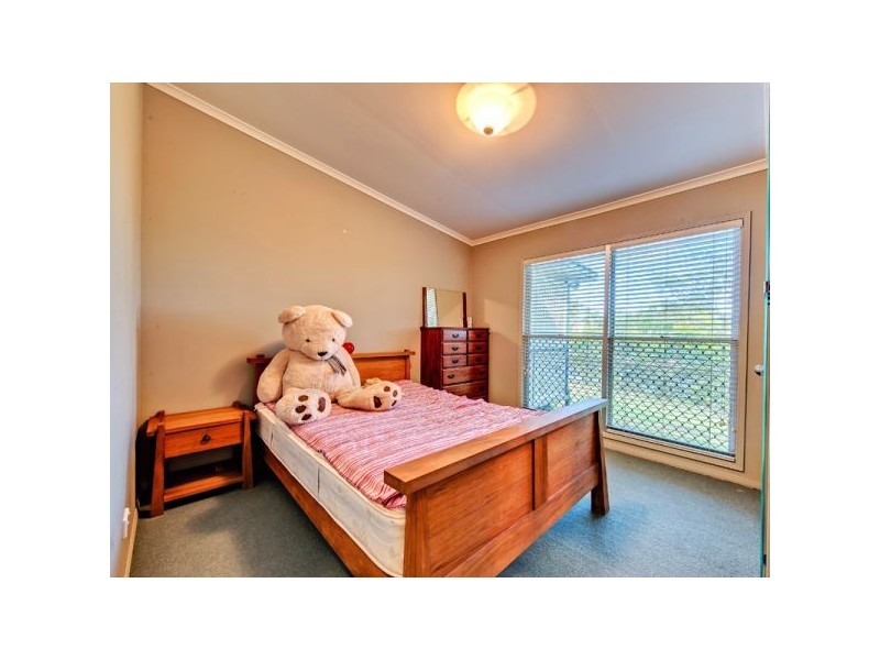 143 Smith Road, Woodridge QLD 4114