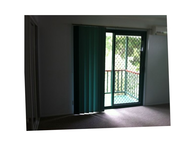 1/15 Napier Pl, Forest Lake QLD 4078