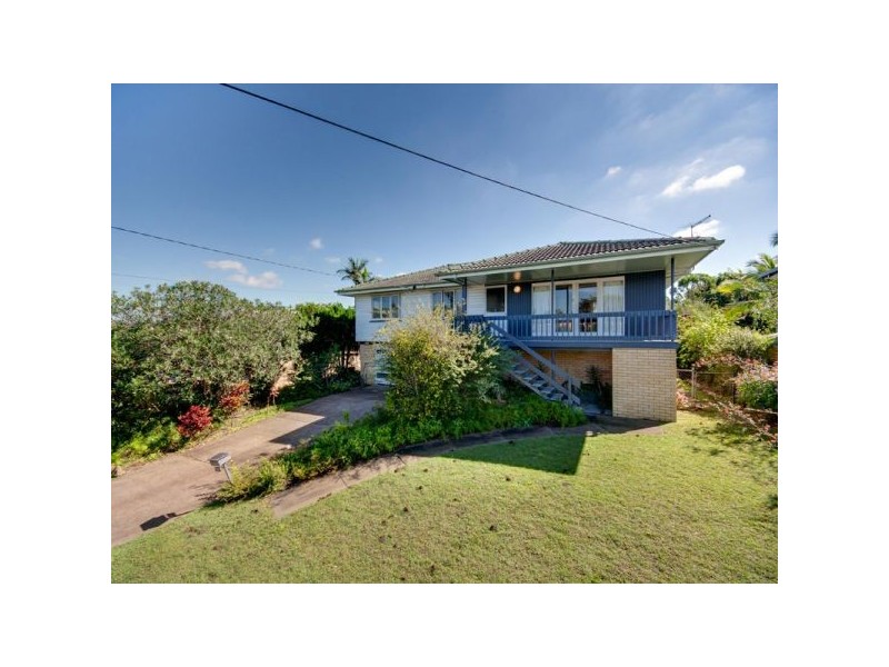 64 Illuta Ave, Ferny Hills QLD 4055