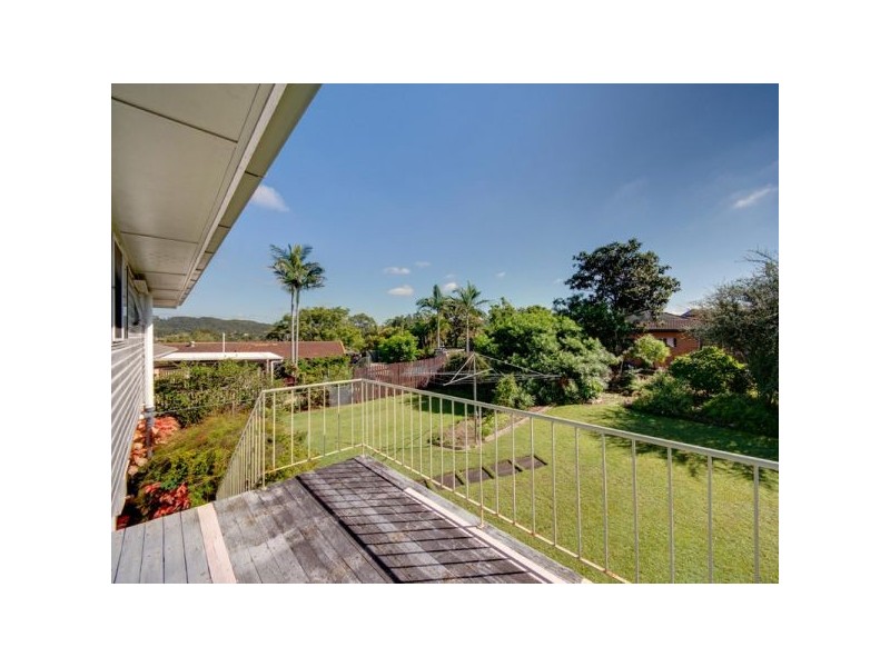 64 Illuta Ave, Ferny Hills QLD 4055