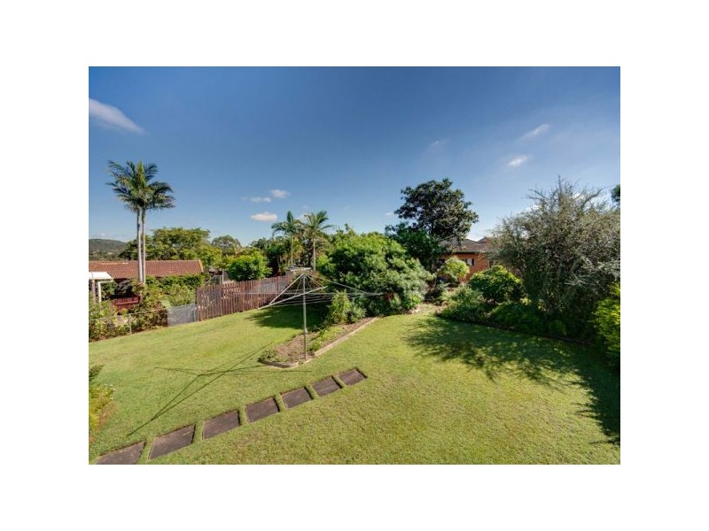 64 Illuta Ave, Ferny Hills QLD 4055
