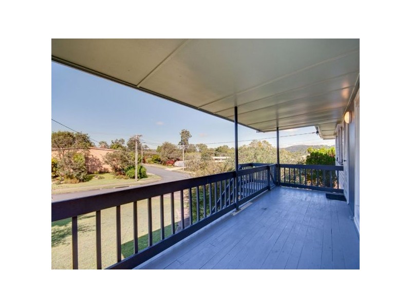 64 Illuta Ave, Ferny Hills QLD 4055