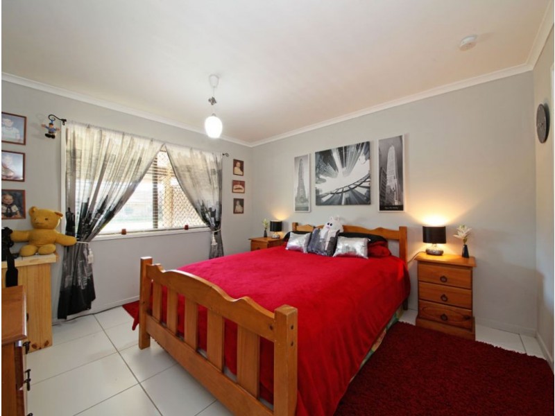 19 Chelsea Promenade, Caboolture South QLD 4510