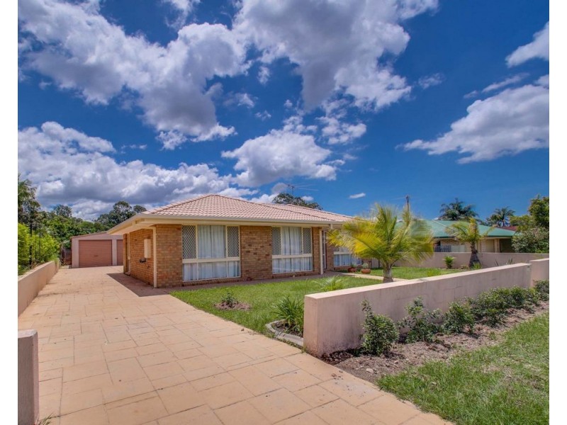 22 Pettys Rd, Everton Hills QLD 4053