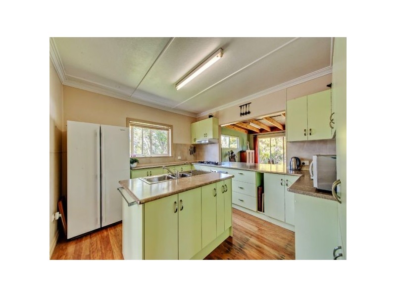 13 Katrina Crescent, Waterford West QLD 4133