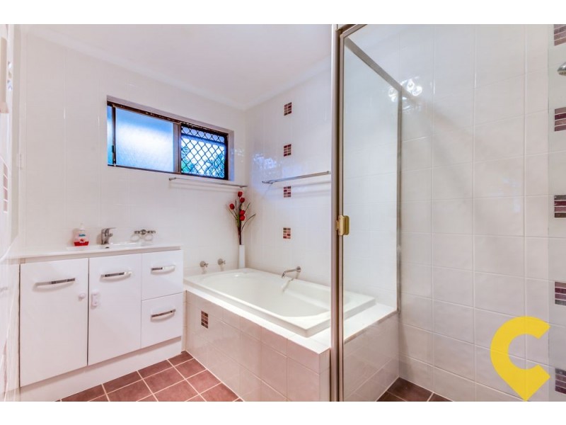 66 Aquarius Drive, Kingston QLD 4114