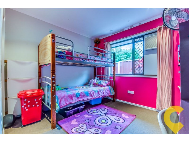 66 Aquarius Drive, Kingston QLD 4114