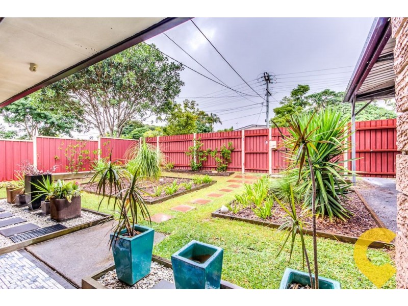 66 Aquarius Drive, Kingston QLD 4114