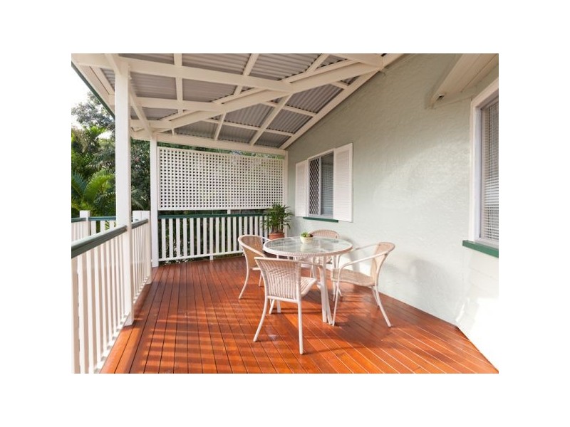 63 Donald Street, Camp Hill QLD 4152