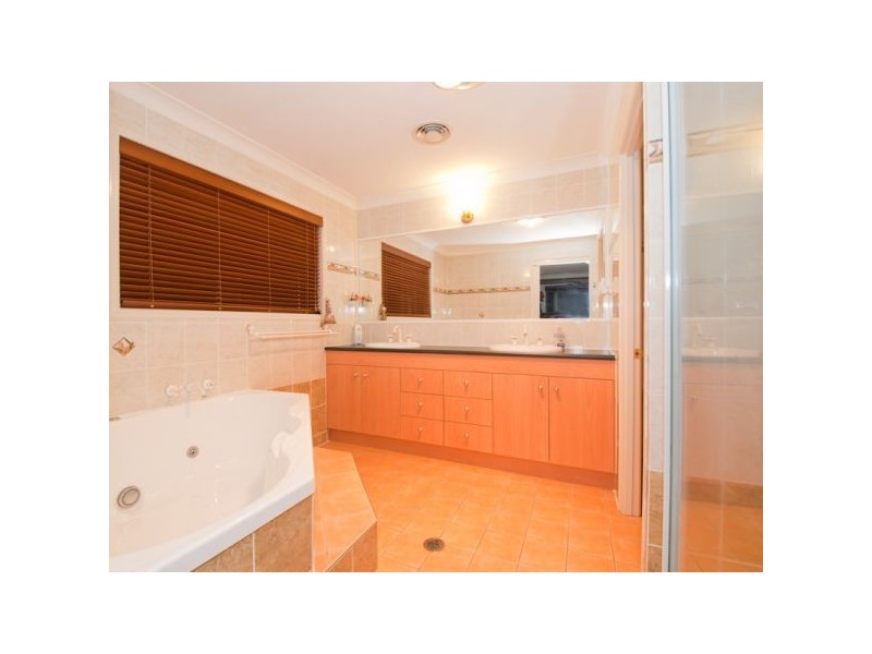 9 Thyme Court, Upper Caboolture QLD 4510