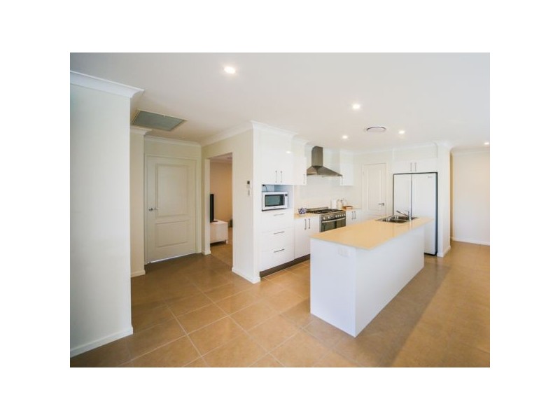 9 Summerstone Place, Upper Coomera QLD 4209