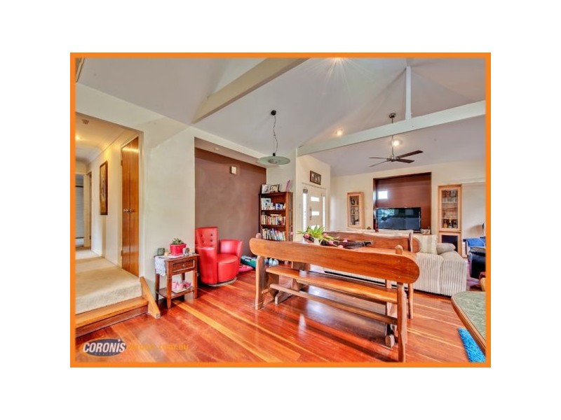 21 Teasel Crescent, Forest Lake QLD 4078