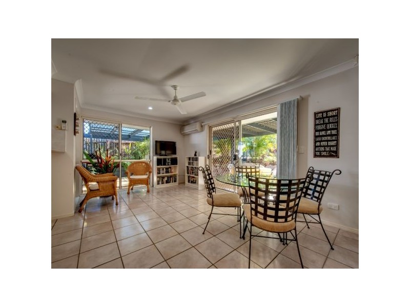 11 Wooraka Street, Rochedale South QLD 4123