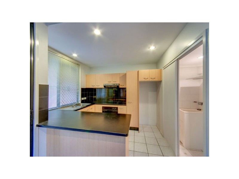 2/105 Hall Street, Alderley QLD 4051