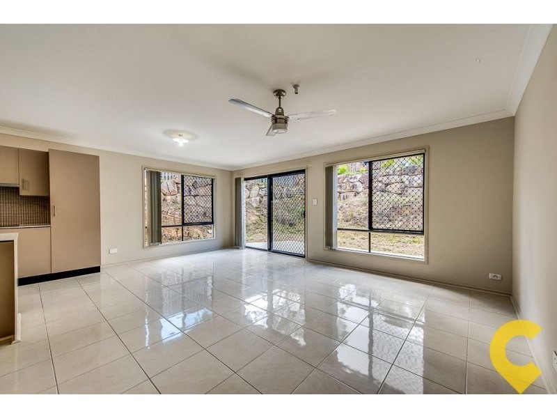 2/270 Eagle Street, Collingwood Park QLD 4301