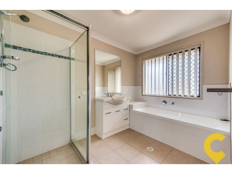 2/270 Eagle Street, Collingwood Park QLD 4301