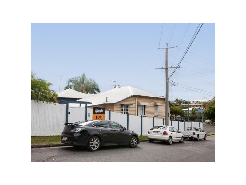 3 Guildford Street, Kelvin Grove QLD 4059