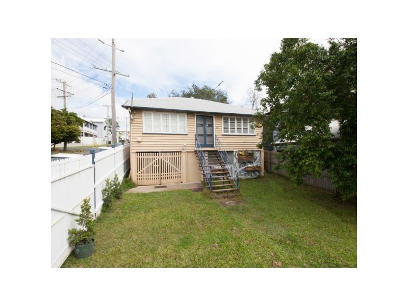 3 Guildford Street, Kelvin Grove QLD 4059