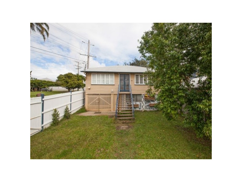 3 Guildford Street, Kelvin Grove QLD 4059