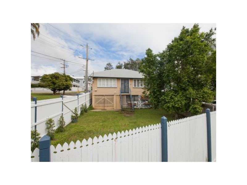 3 Guildford Street, Kelvin Grove QLD 4059