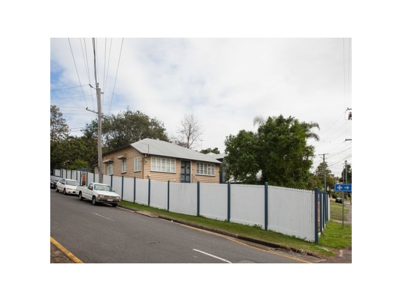 3 Guildford Street, Kelvin Grove QLD 4059