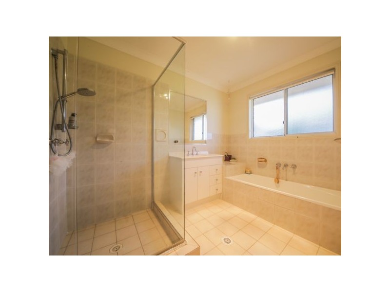 30 Whistler Drive, Burleigh Waters QLD 4220