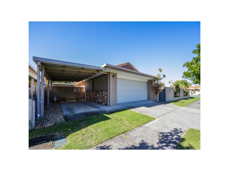 30 Whistler Drive, Burleigh Waters QLD 4220
