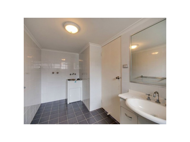 2/49 Victoria Terrace, Gordon Park QLD 4031