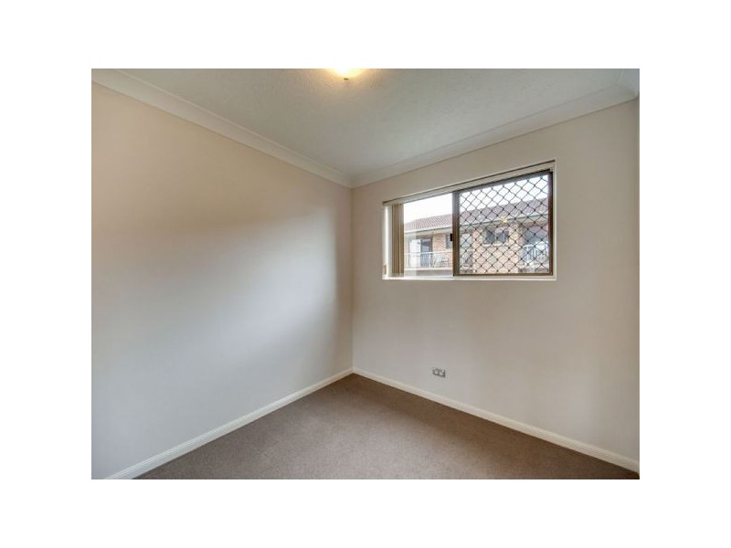 2/49 Victoria Terrace, Gordon Park QLD 4031