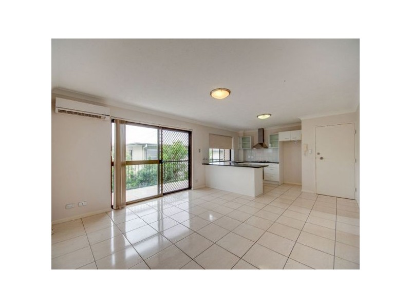 2/49 Victoria Terrace, Gordon Park QLD 4031