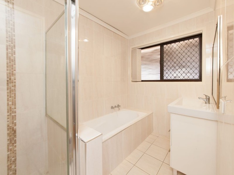 9 Abel Street, Springwood QLD 4127