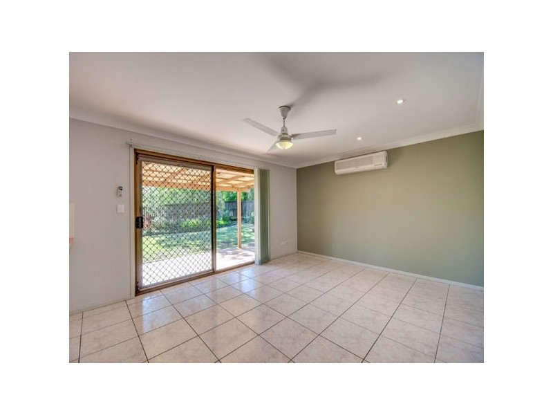 32 Rue Montaigne, Petrie QLD 4502
