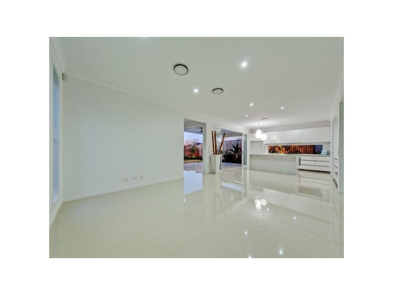 86 Skyview Avenue, Rochedale QLD 4123