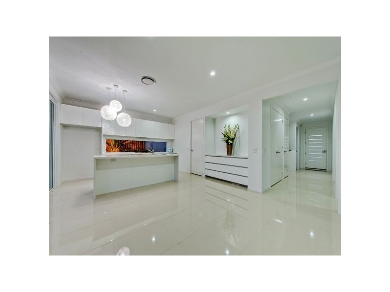 86 Skyview Avenue, Rochedale QLD 4123
