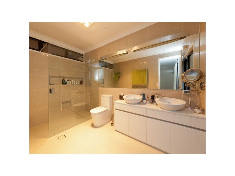 36 Boondooma Circuit, Albany Creek QLD 4035