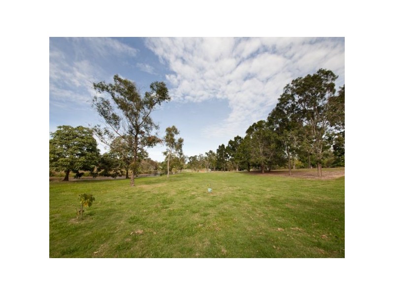 39 Ferry Road, Sherwood QLD 4075