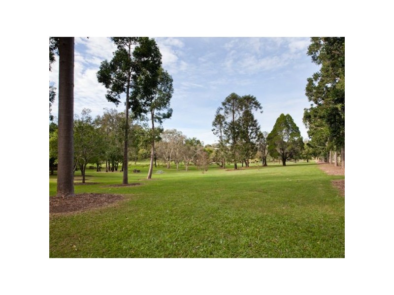 39 Ferry Road, Sherwood QLD 4075