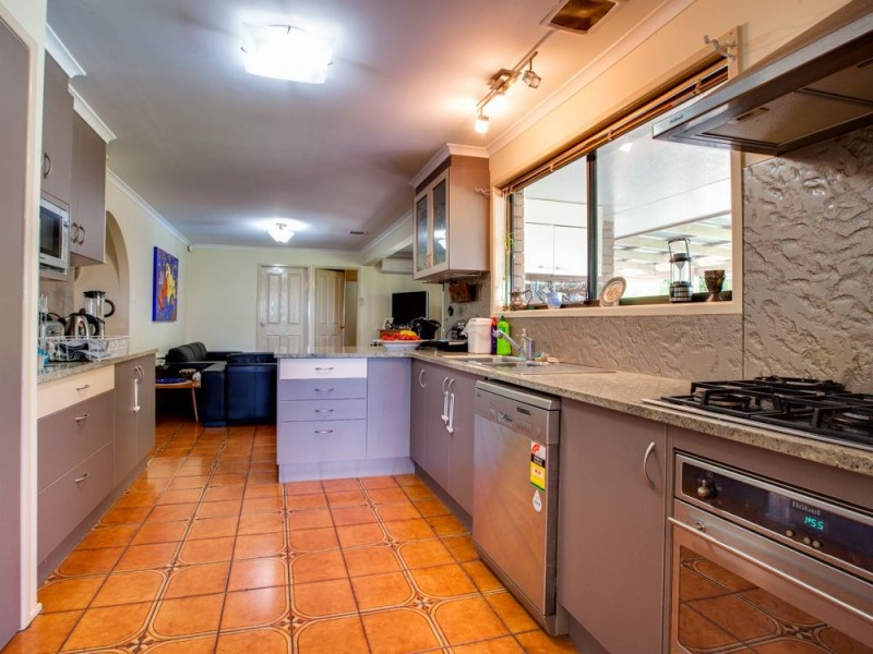 166 Plantain Road, Shailer Park QLD 4128