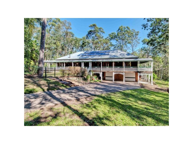 106 Hayes Avenue, Camira QLD 4300