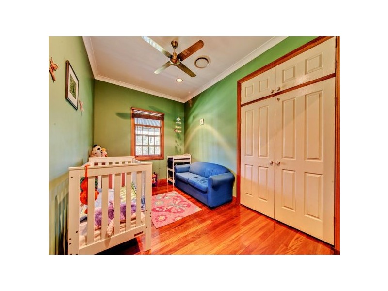 106 Hayes Avenue, Camira QLD 4300