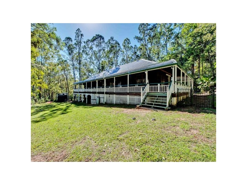 106 Hayes Avenue, Camira QLD 4300