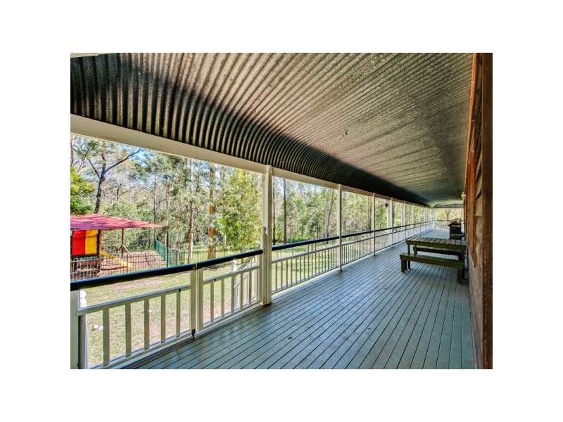 106 Hayes Avenue, Camira QLD 4300