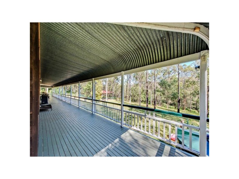 106 Hayes Avenue, Camira QLD 4300