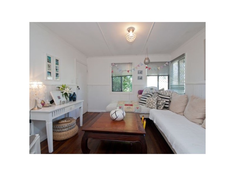 73 Grosvenor Terrace, Deception Bay QLD 4508